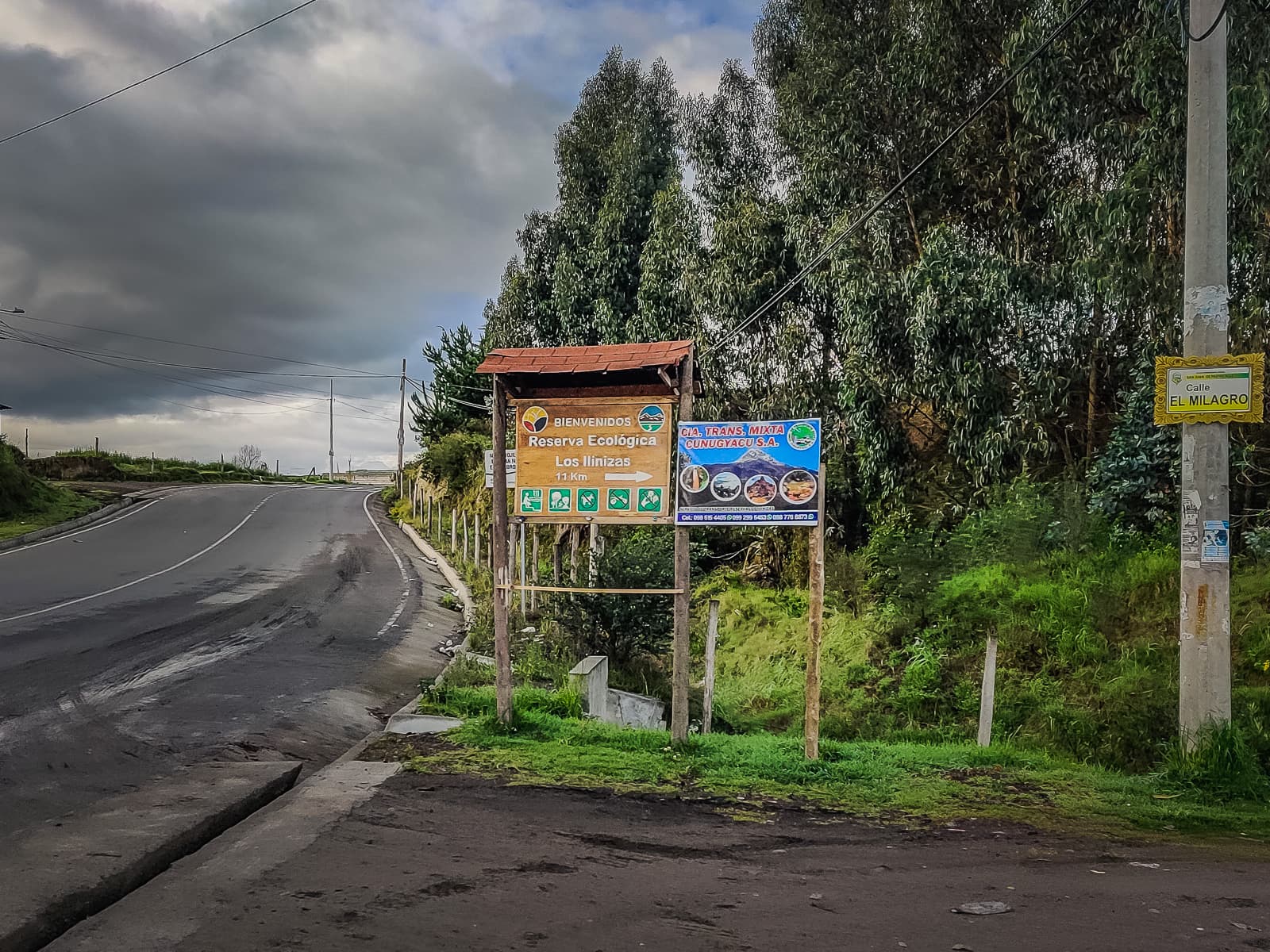 Sign at entrance of the road for Cunuyacu